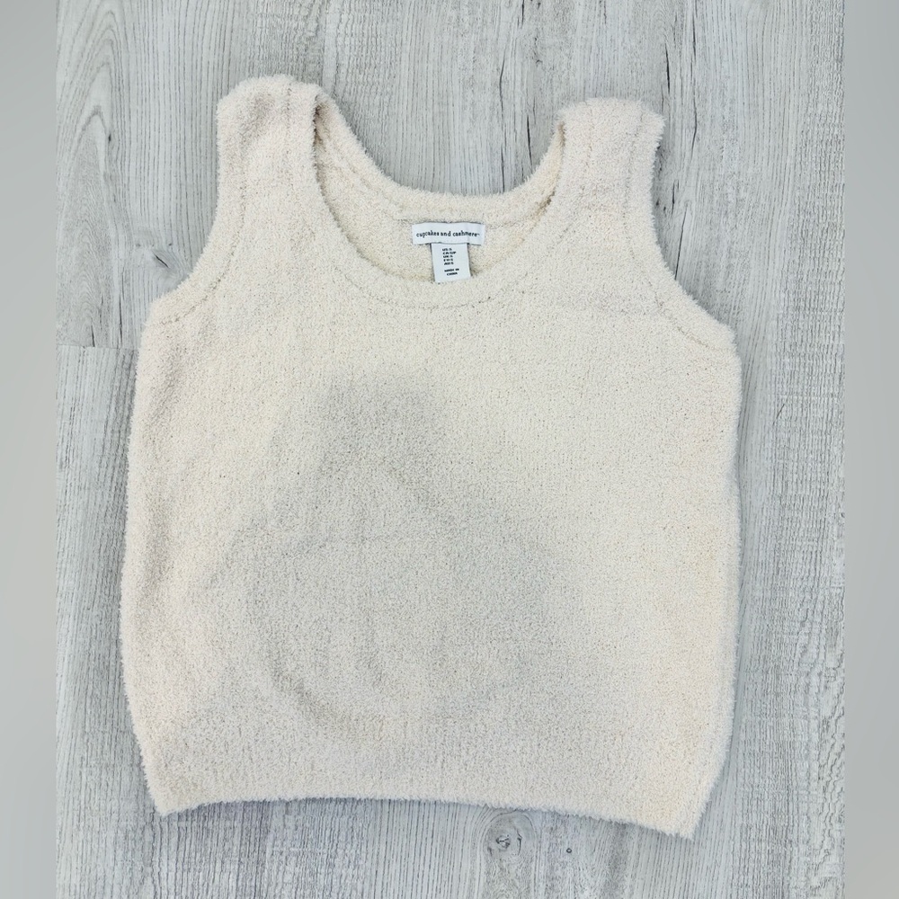 Cupcakes & Cashmere Cream Tank Top and Shorts Loungewear Set Small - Picture 2 of 8